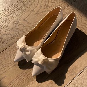 STUART WEITZMAN Prom shoes Anny Mesh Bow Flats 6.5 (fits size 7)